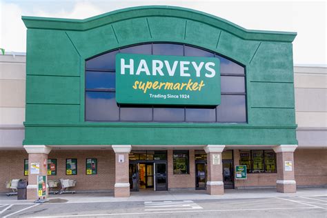 Harveys grocery - About Harveys Established nearly a century ago by Iris and J.M. Harvey, Harveys Supermarket grocery stores and in-store pharmacies serve communities throughout four southeastern states - Florida ...